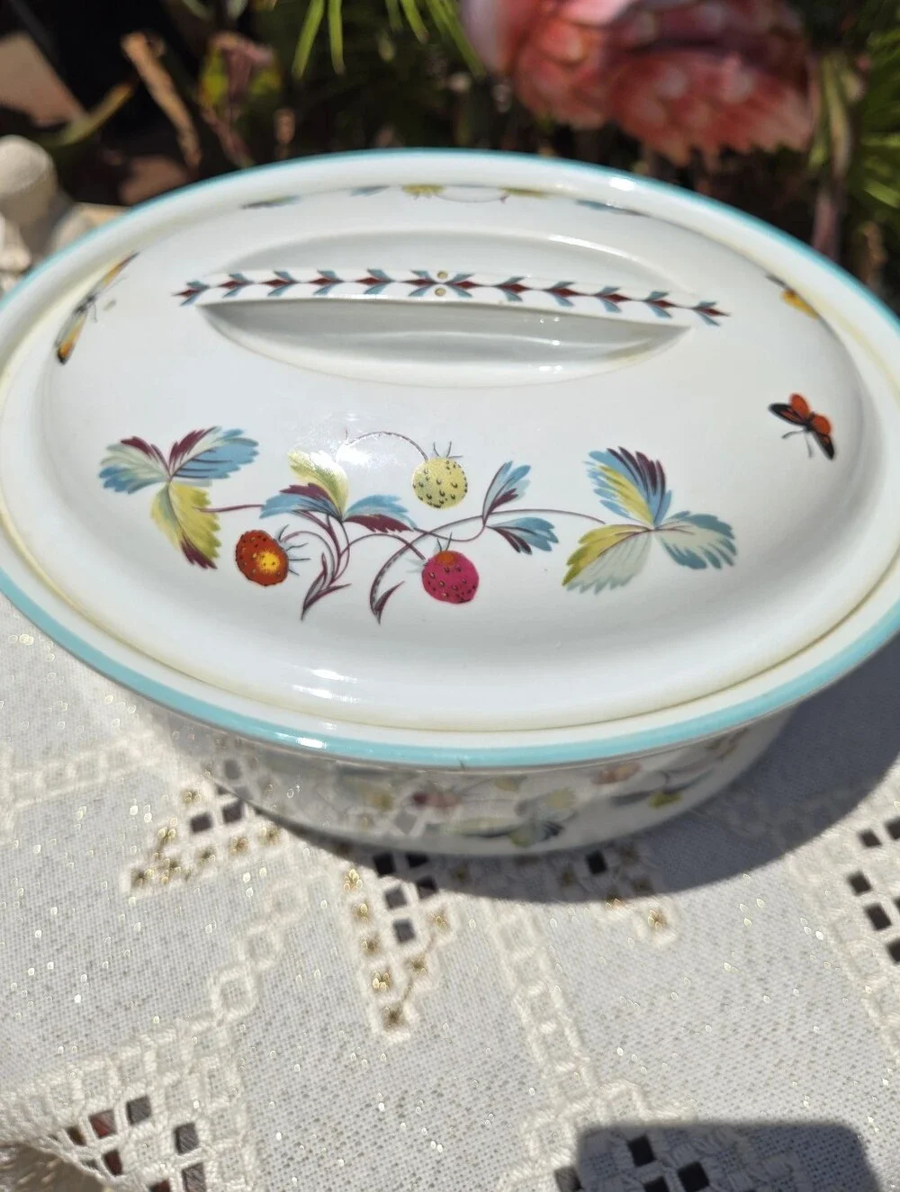 Vintage Royal Worchester Oval Covered Casserole - Strawberry Fair